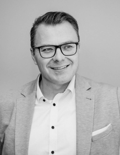 Exeler_Frank_sw